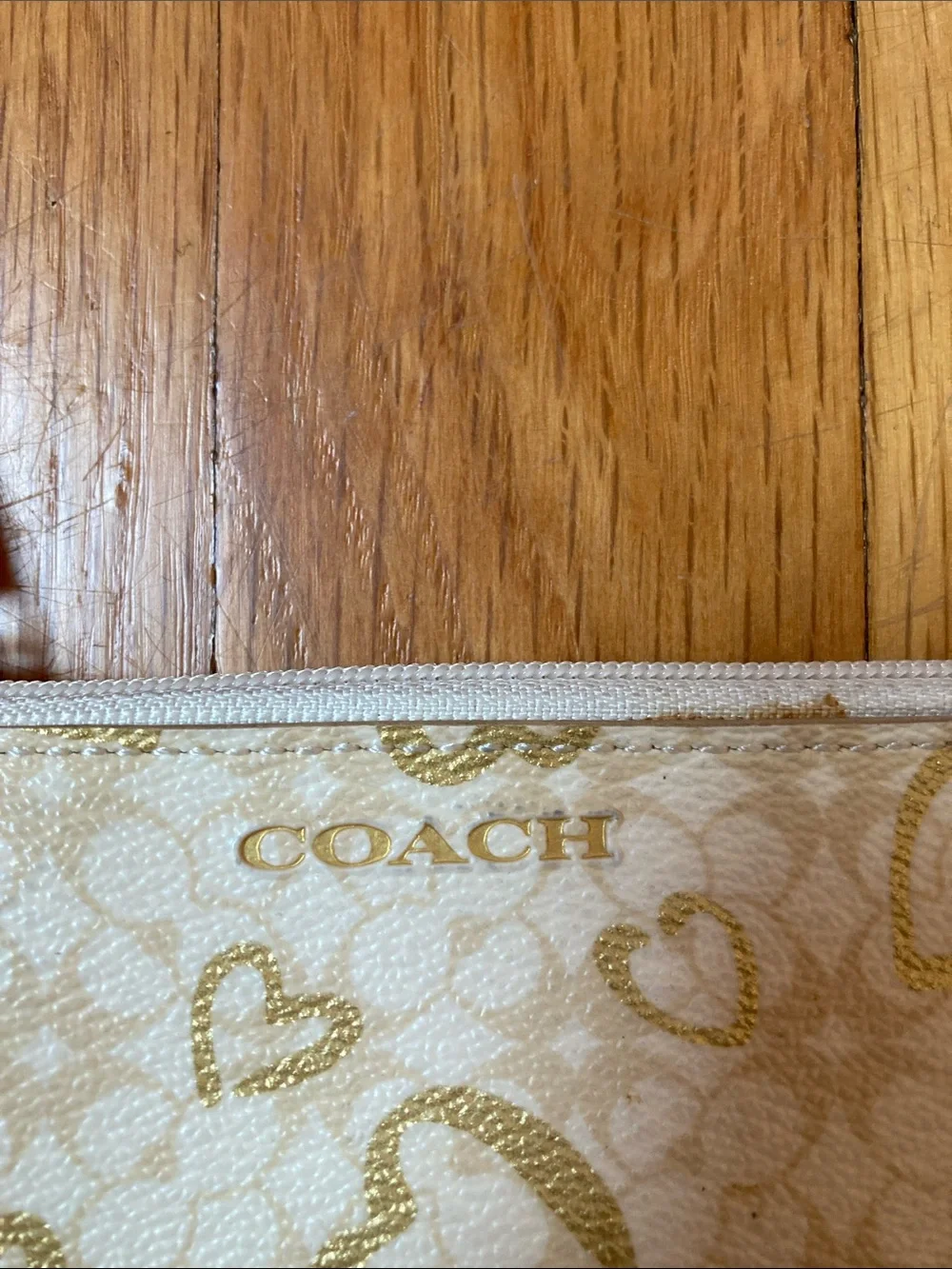Coach Cream Card Case with Gold Heart Print and Keyring